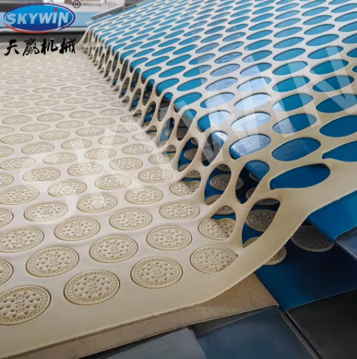 Skywin Automatic Cracker Hard and Soft Biscuit Maker Machine High Production Line