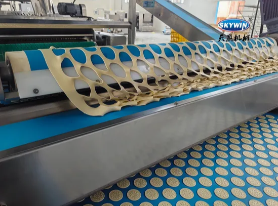 Skywin Automatic Butter Biscuit Soda Cracker Rotary Cookies Machine Production Line