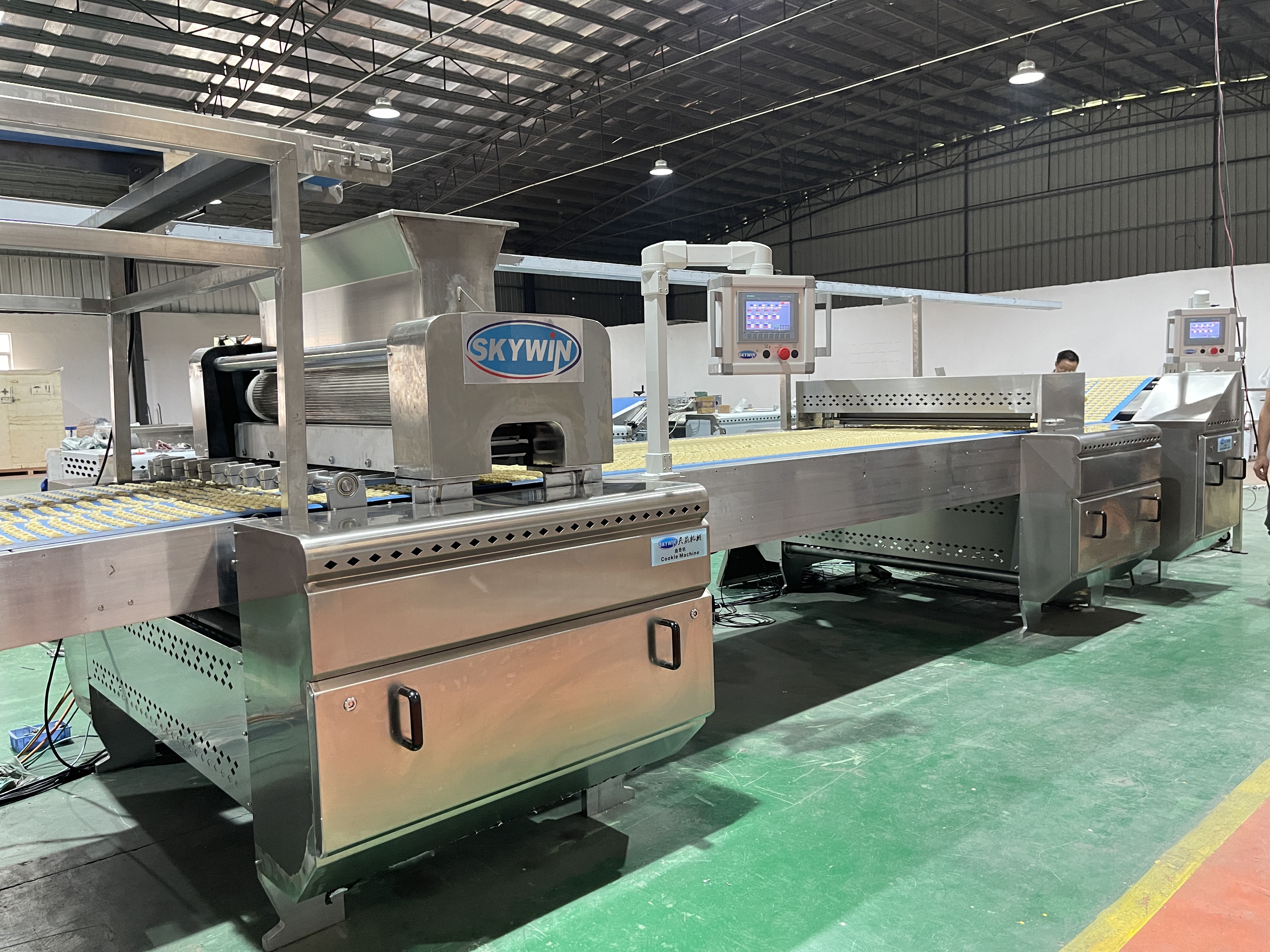 Salty Pretzel Thin Crispy Biscuit Machine