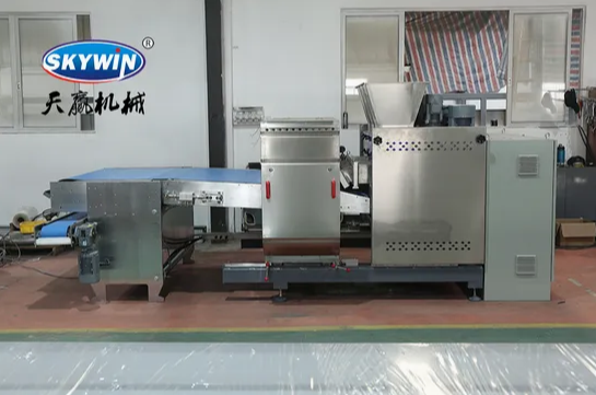 Skywin 400mm Small Salty Pretzel Biscuit Making Machine Production Line