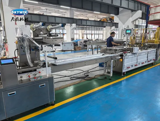 Skywin Automatic Flow Packing Machine for Sandwich Biscuit Making