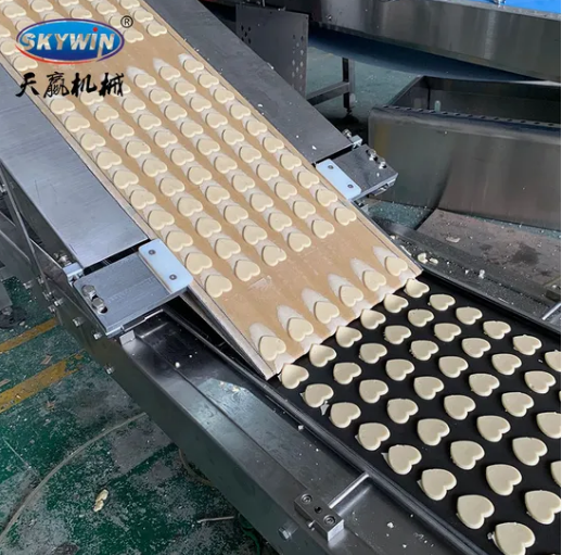 Skywin Tray-Type Cookie Maker Machine with Automatic Cutting Function