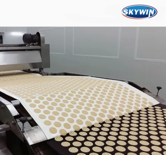 Skywin Industrial Cracker Hard and Soft Biscuit Cream Cookies Making Machine Production Line