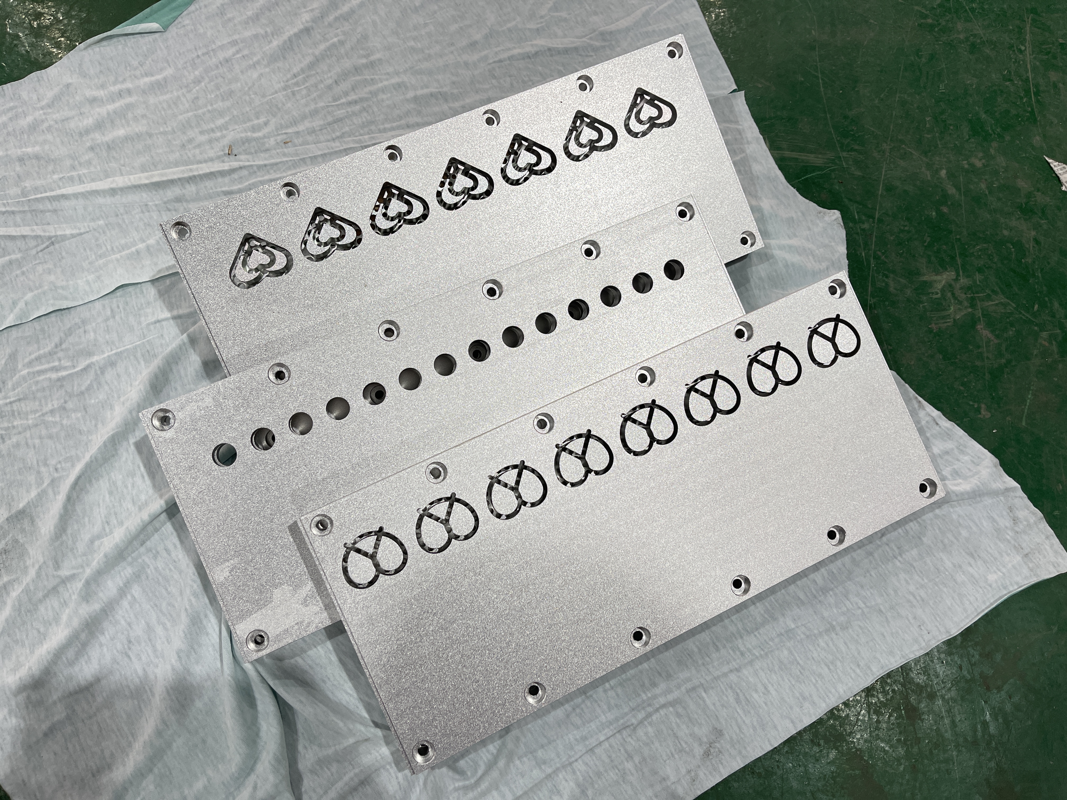 Salty Pretzel Thin Crispy Biscuit Machine