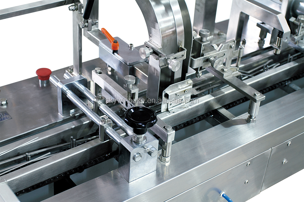 Skywin 3+2 One Lane Biscuit Sandwiching Machine with Flow Packing Machine